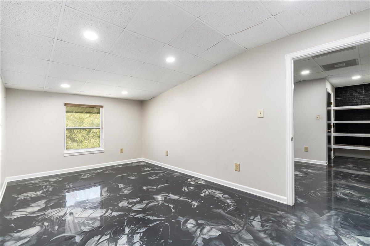 2505 Pace Bend Rd S, Spicewood, TX 78669