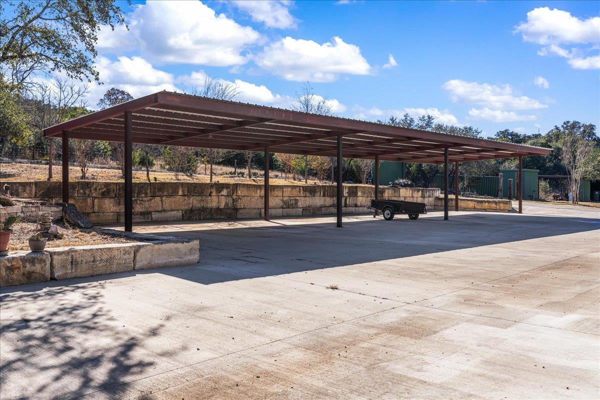 2505 Pace Bend Rd S, Spicewood, TX 78669