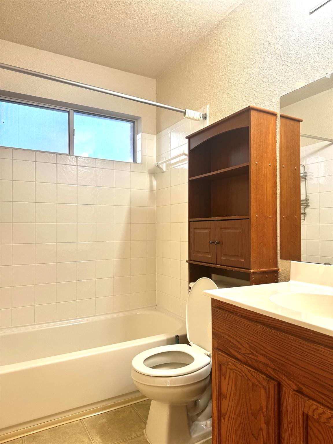 1712 Darjeeling Dr, Pflugerville, TX 78660