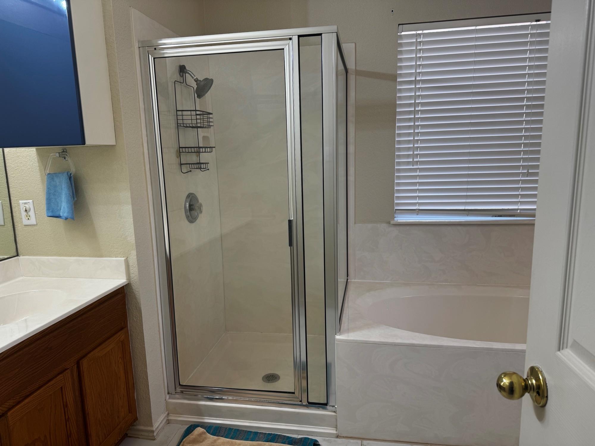 1712 Darjeeling Dr, Pflugerville, TX 78660