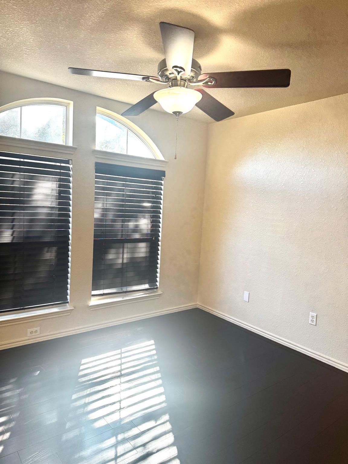 1712 Darjeeling Dr, Pflugerville, TX 78660