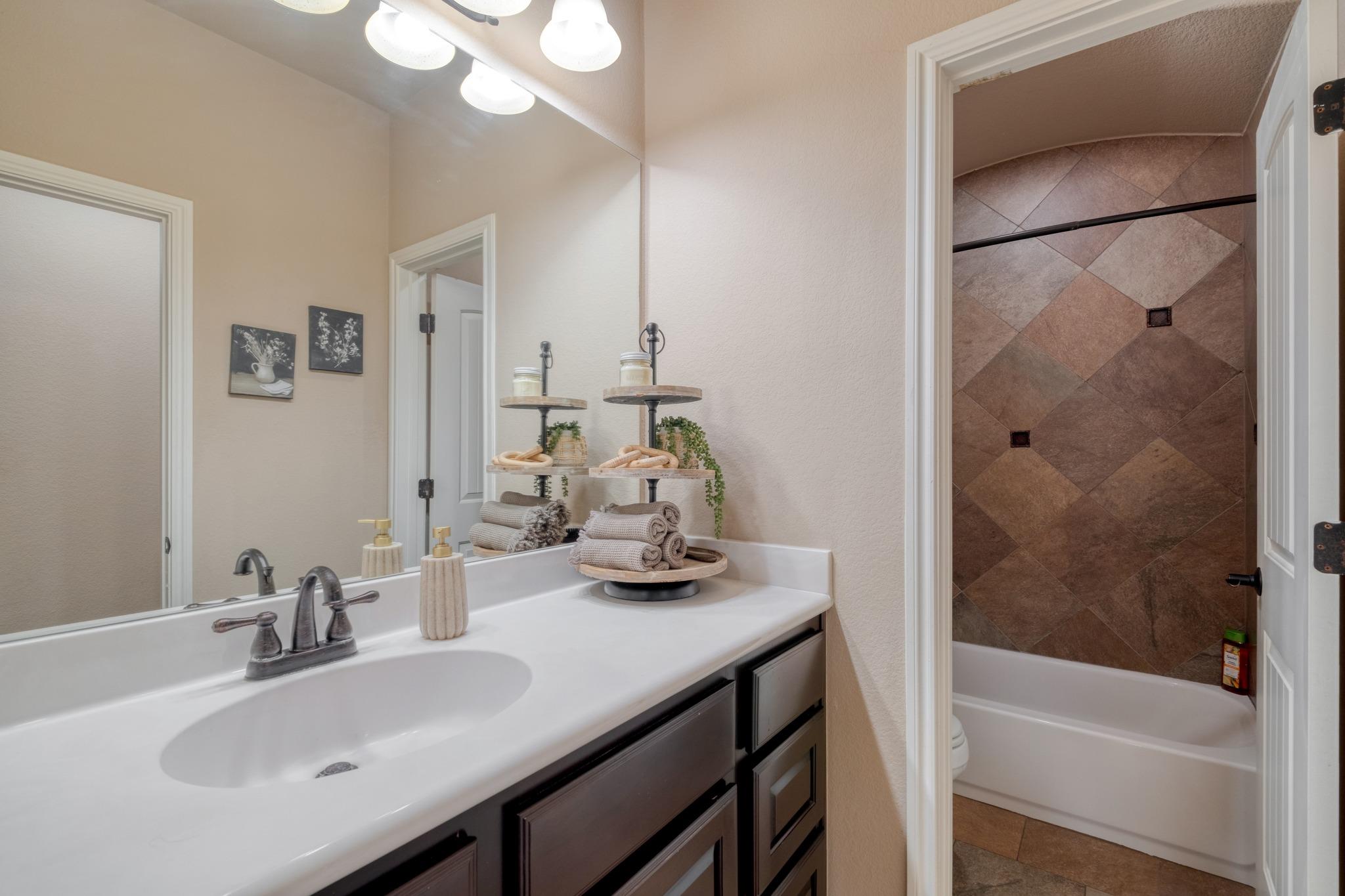 2600 Dalea St, Round Rock, TX 78681