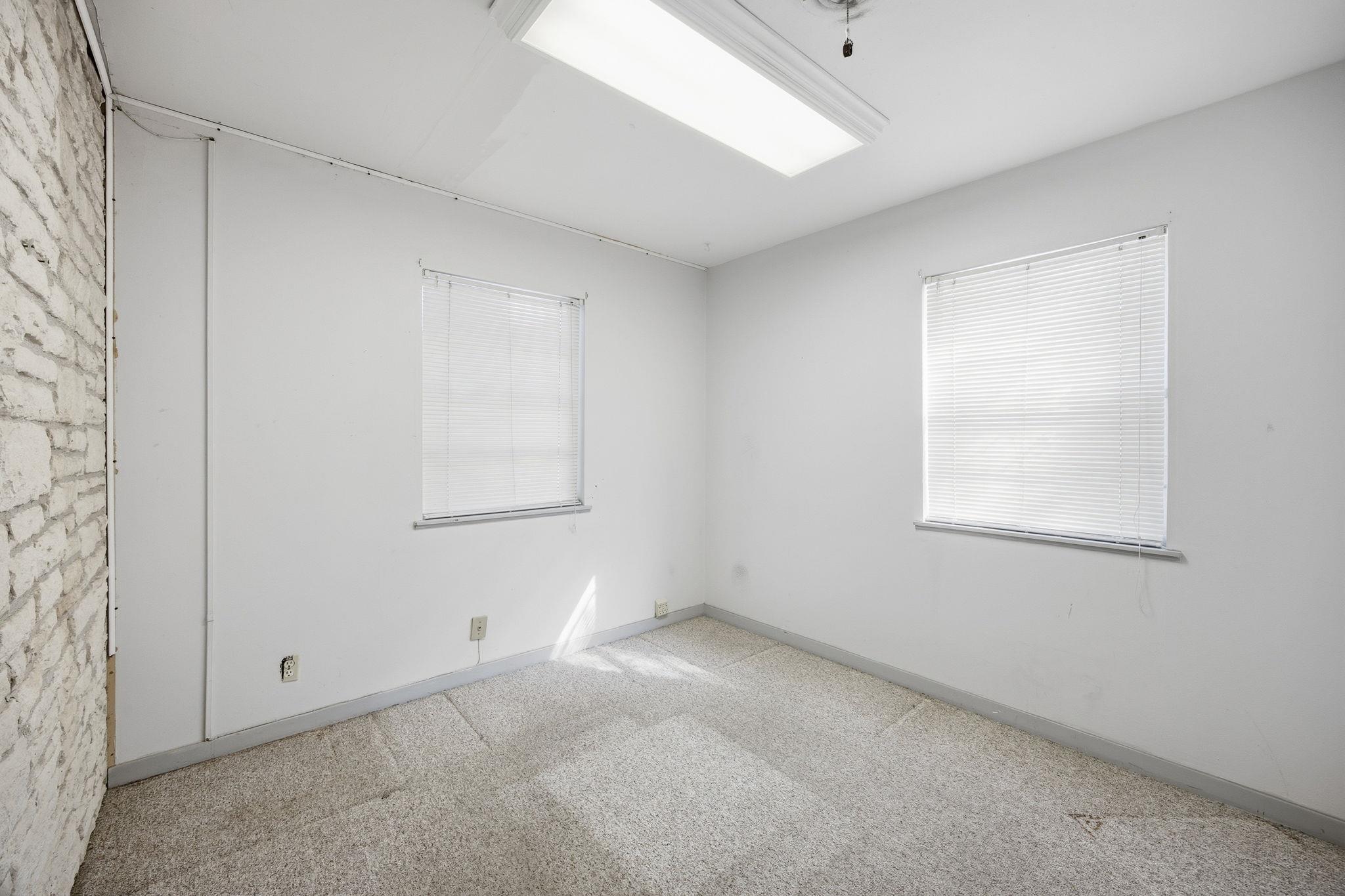 7909 Rosson Rd, Austin, TX 78736