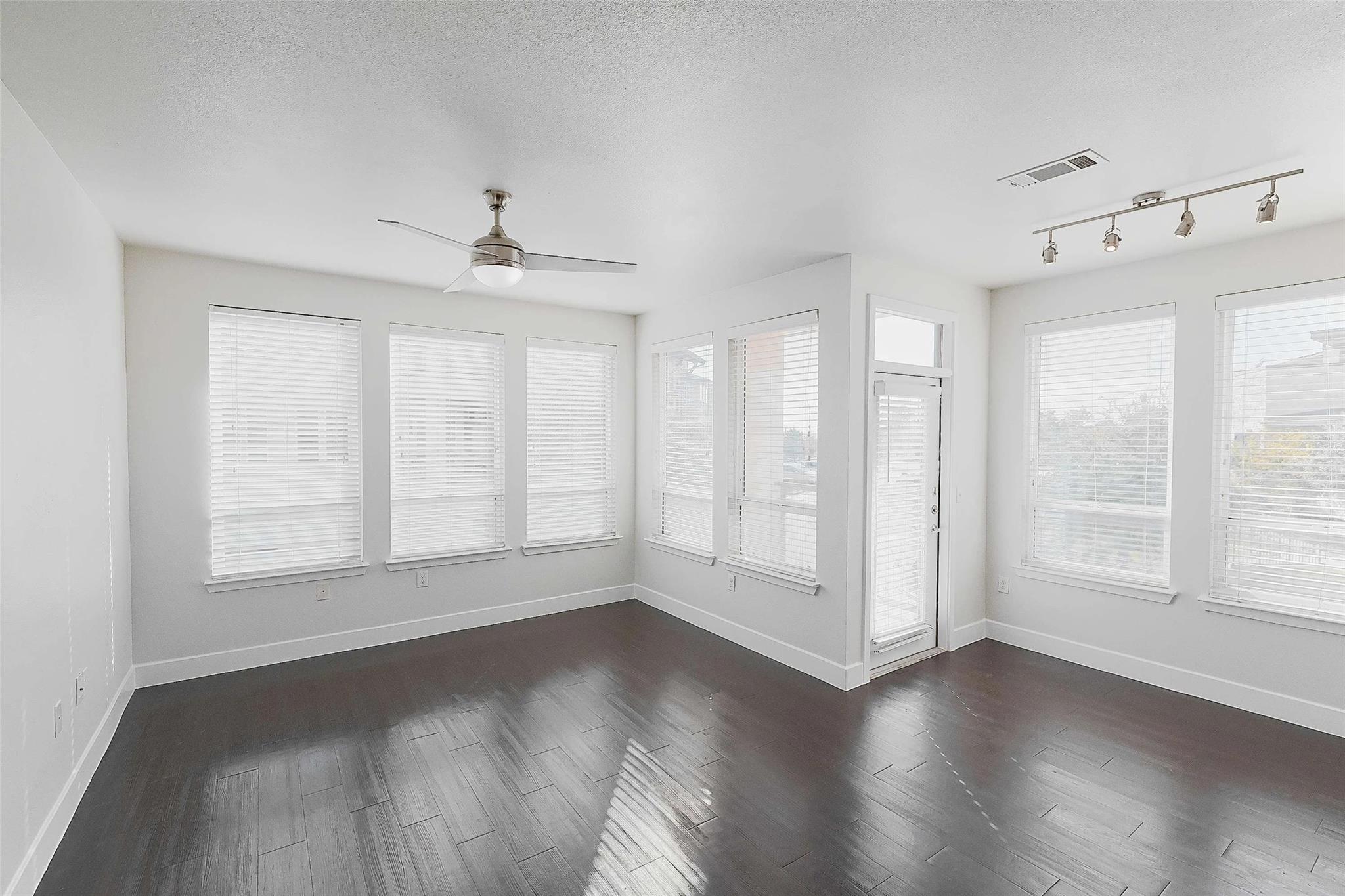 4800 Steiner Ranch Blvd # 15-301, Austin, TX 78732