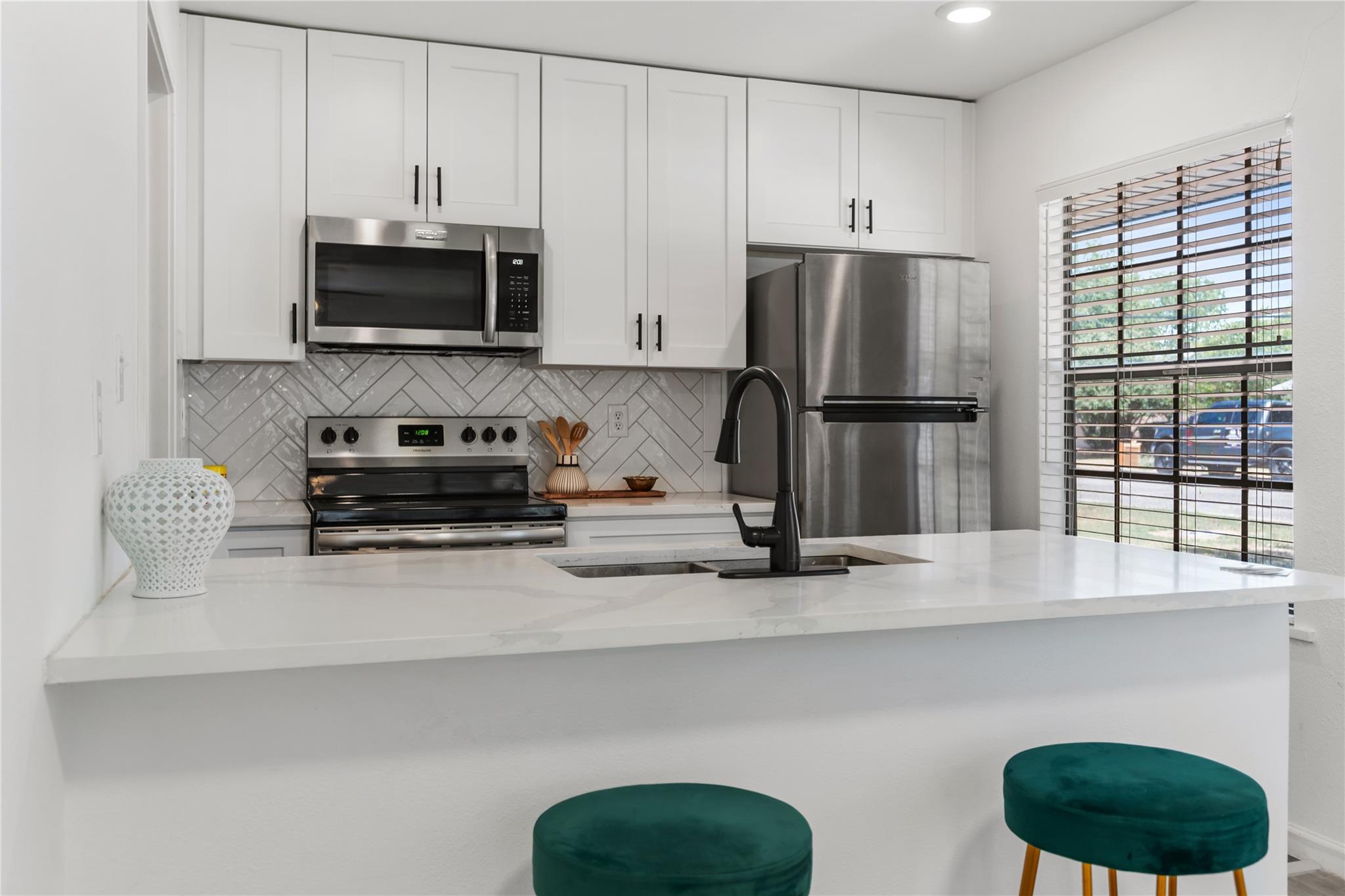 607 Magnolia St, Bastrop, TX 78602