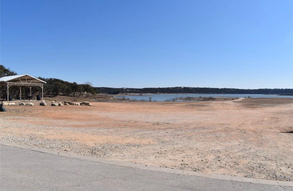 21402 Highland Lake Dr, Lago Vista, TX 78645