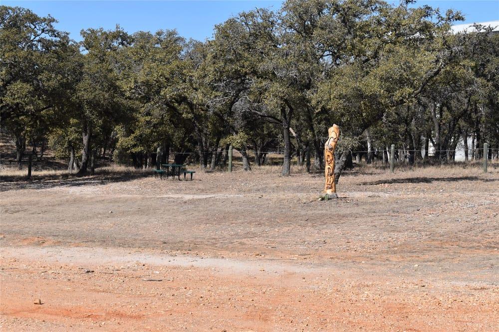 21402 Highland Lake Dr, Lago Vista, TX 78645