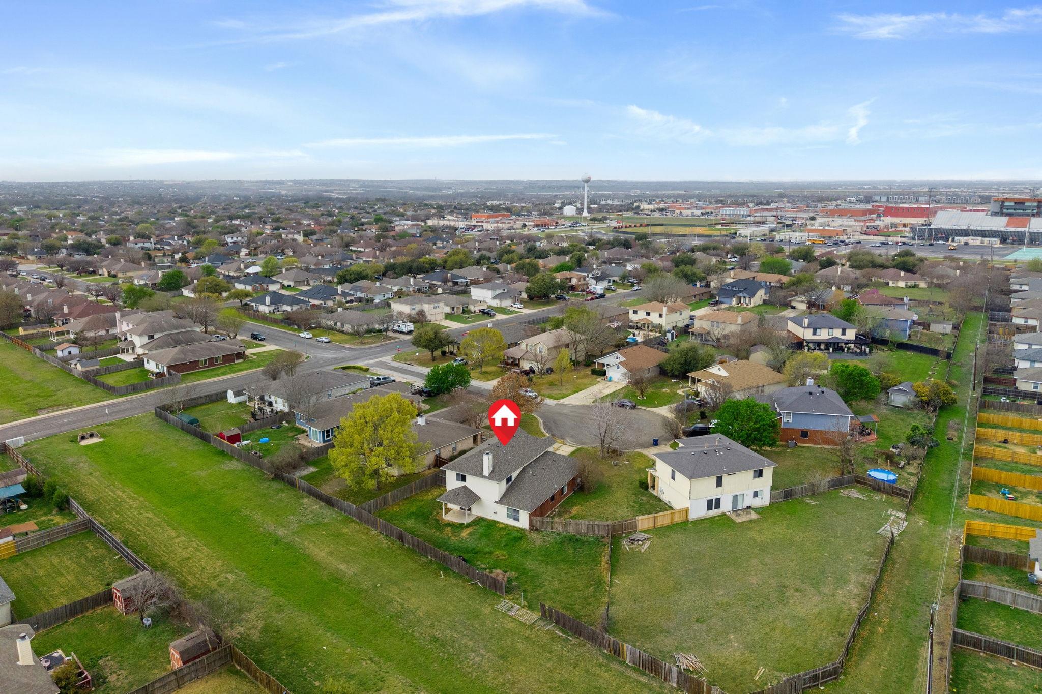 106 Bennett Cv, Hutto, TX 78634