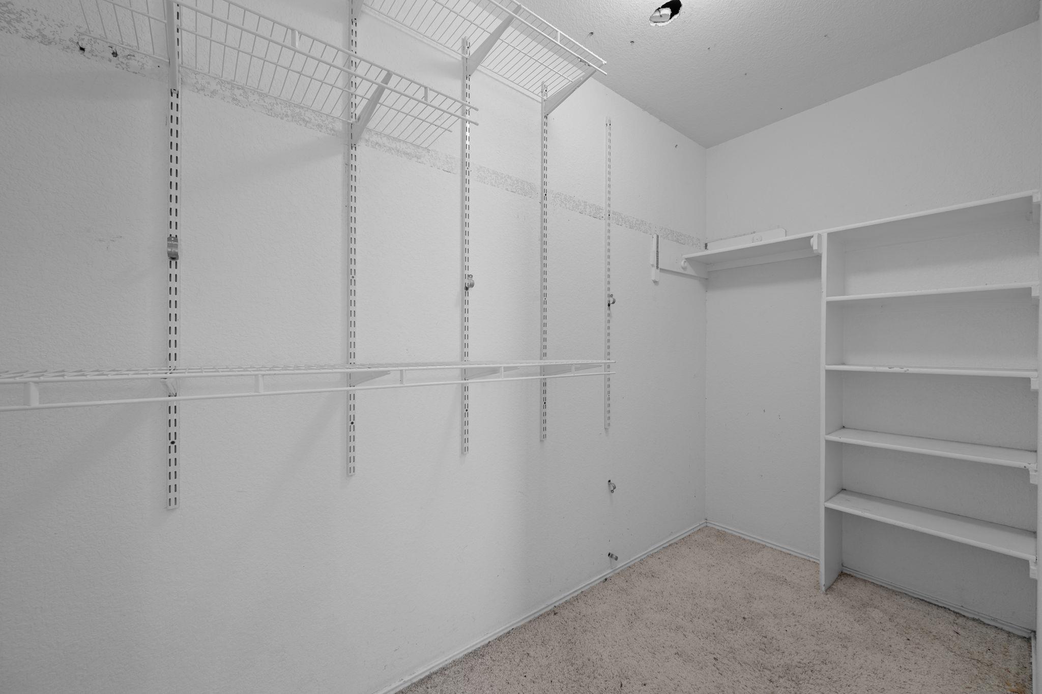 106 Bennett Cv, Hutto, TX 78634