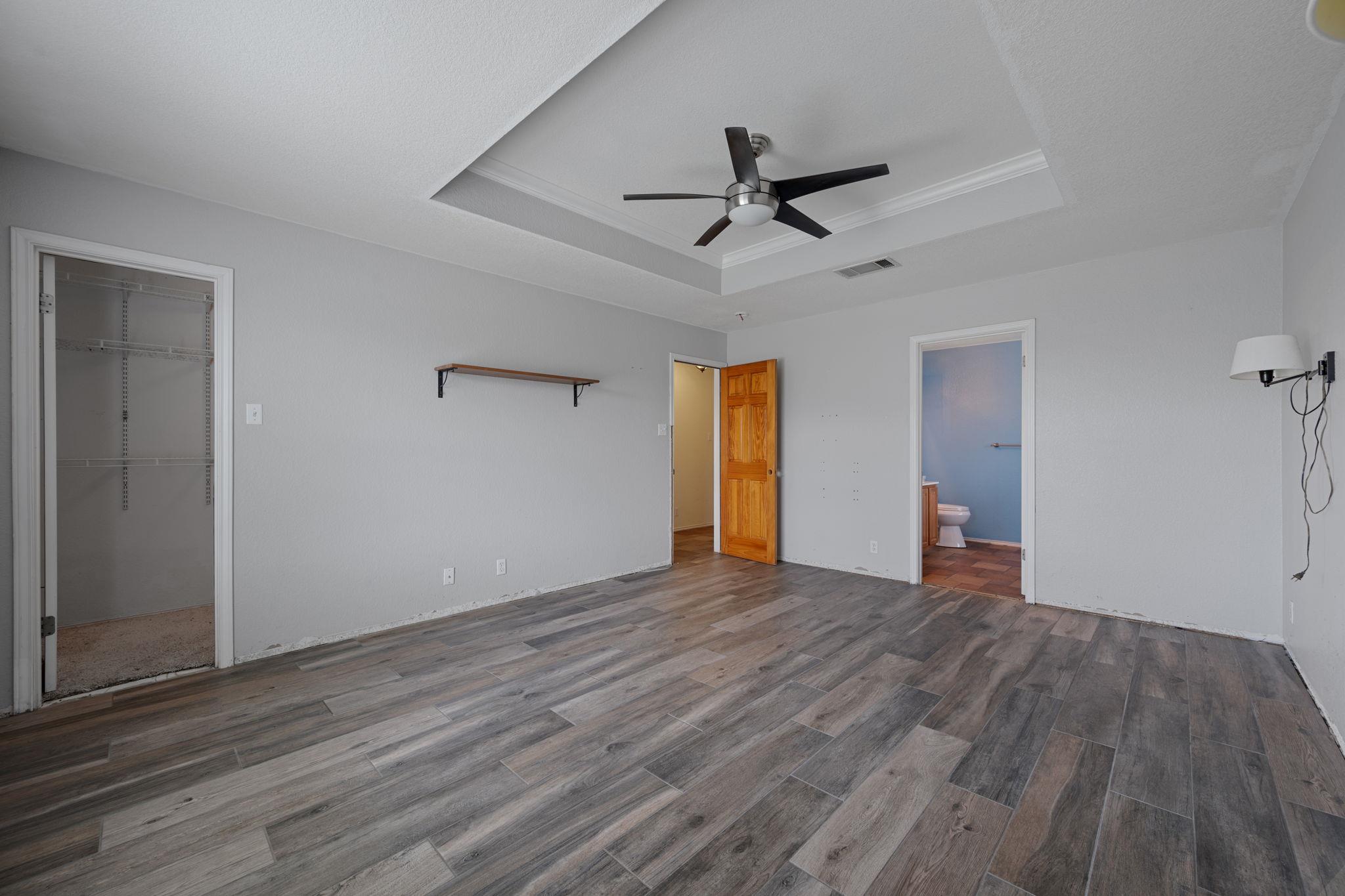 106 Bennett Cv, Hutto, TX 78634