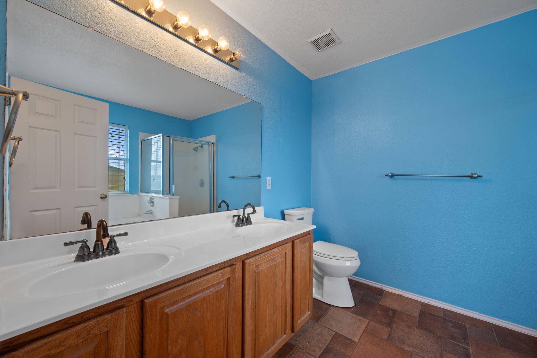 106 Bennett Cv, Hutto, TX 78634