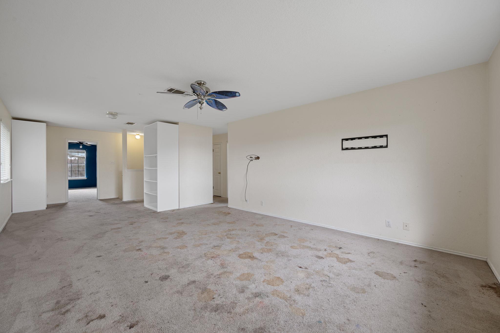 106 Bennett Cv, Hutto, TX 78634