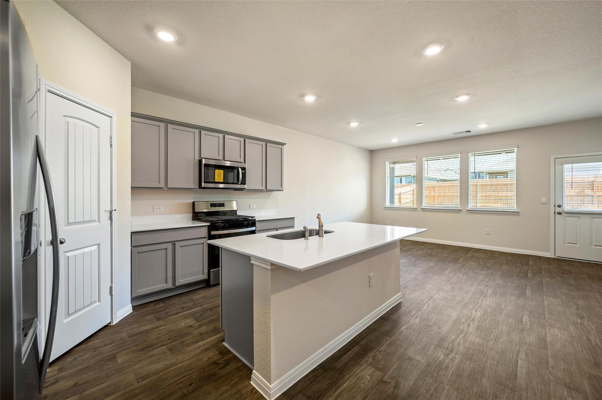 224 Kickapoo Ln, Kyle, TX 78640