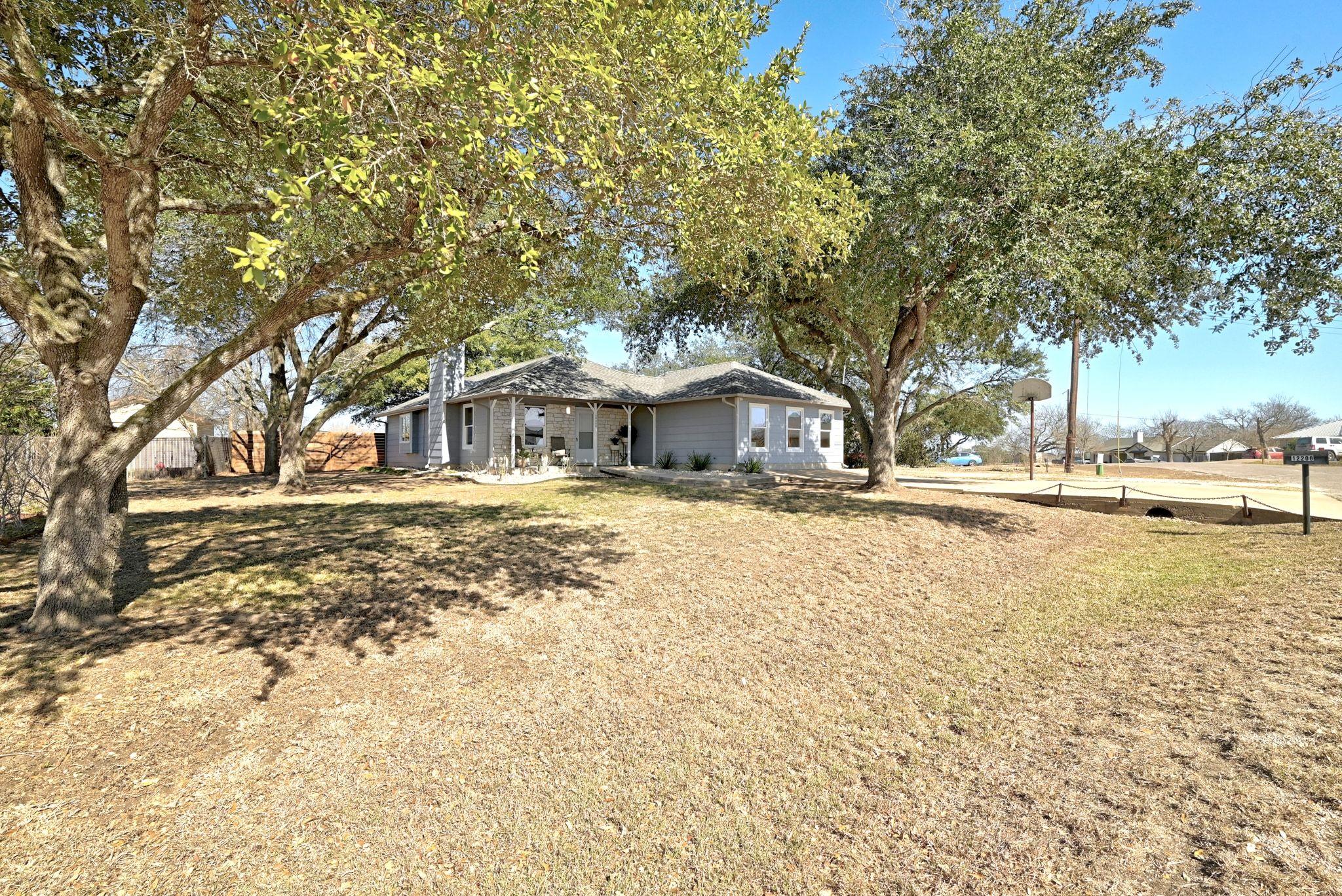 12208 Mustang Dr, Buda, TX 78610