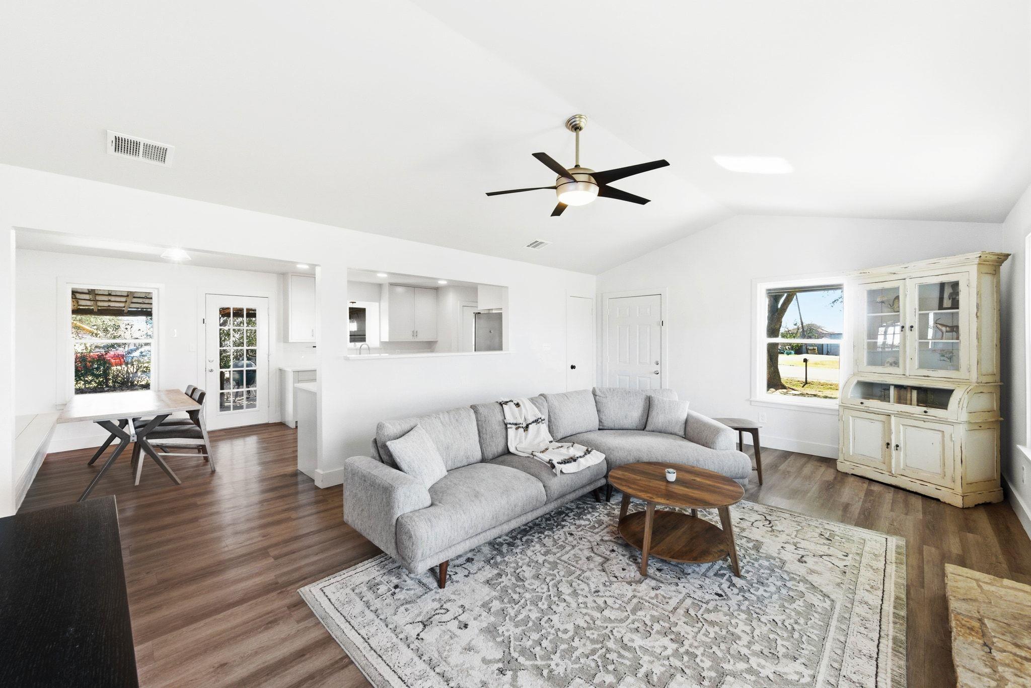 12208 Mustang Dr, Buda, TX 78610