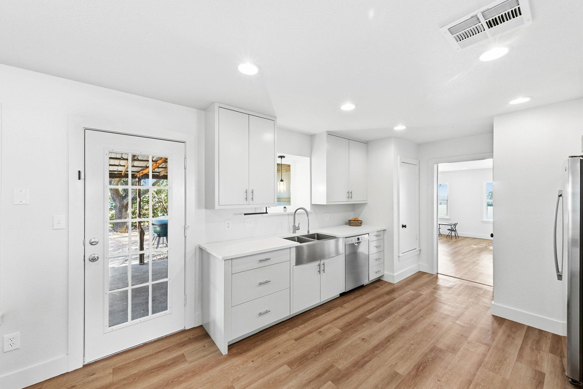 12208 Mustang Dr, Buda, TX 78610