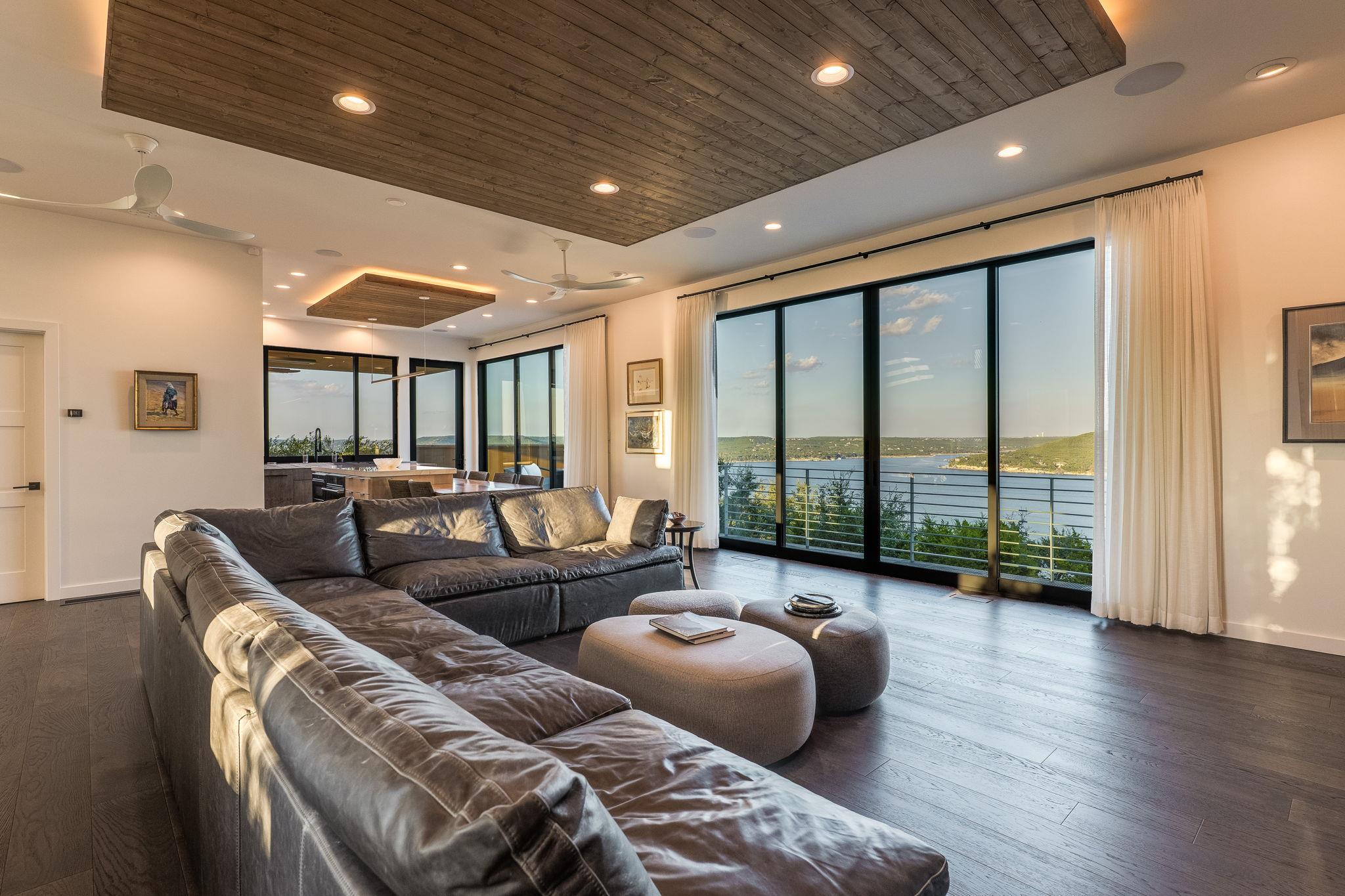 5004 McIntyre Cir, Austin, TX 78734