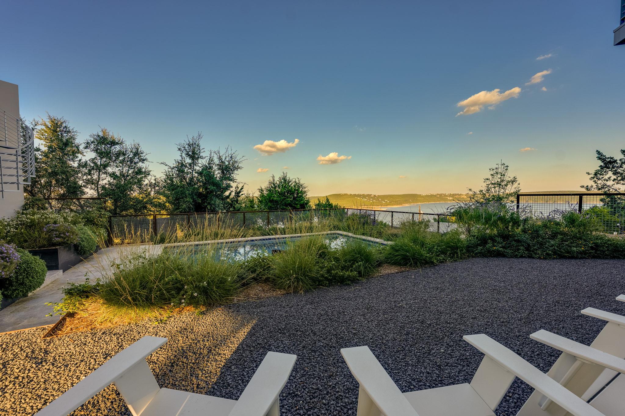 5004 McIntyre Cir, Austin, TX 78734