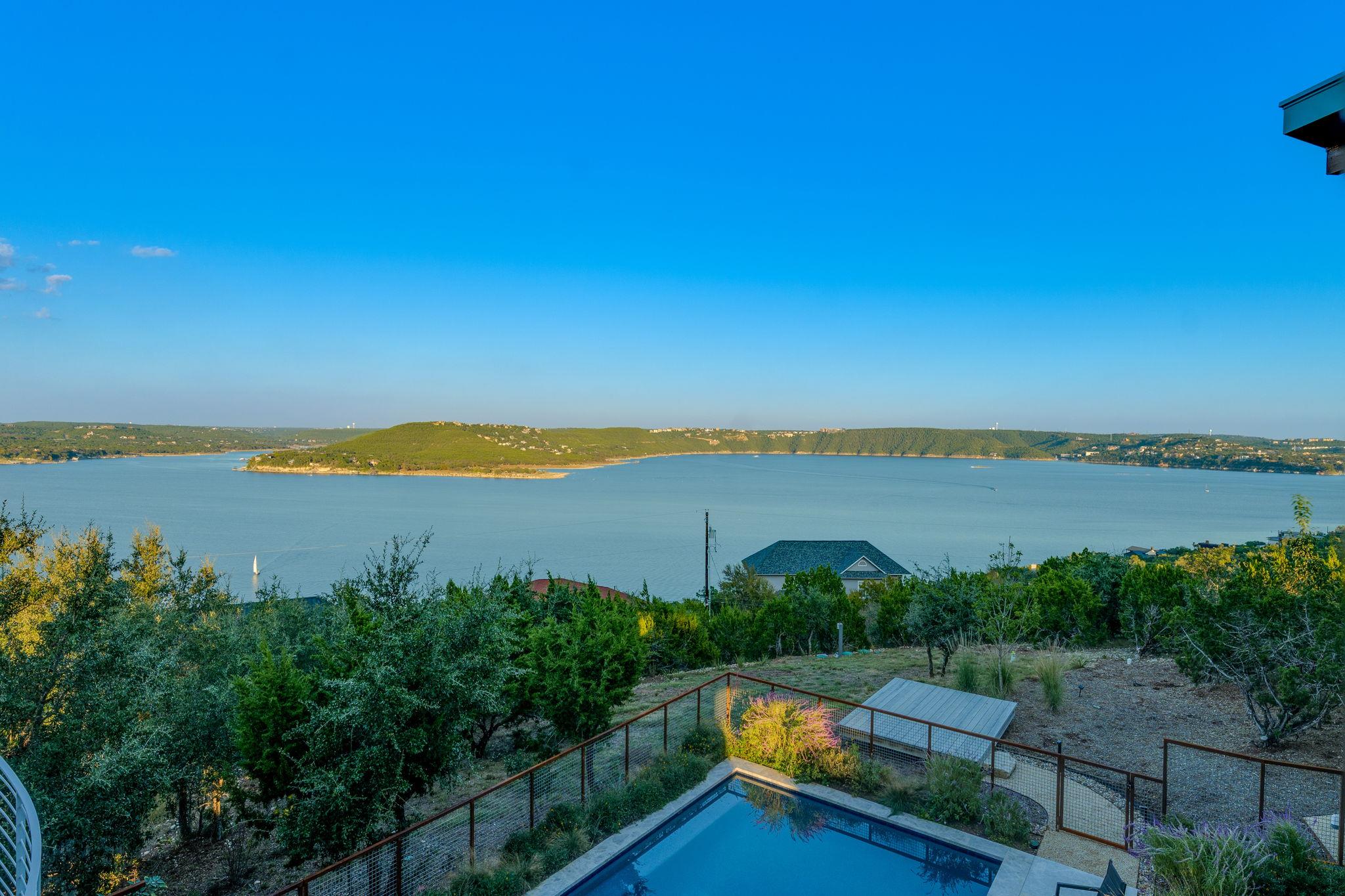 5004 McIntyre Cir, Austin, TX 78734