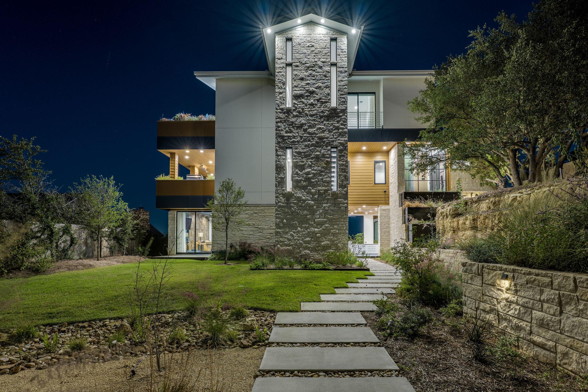 5004 McIntyre Cir, Austin, TX 78734