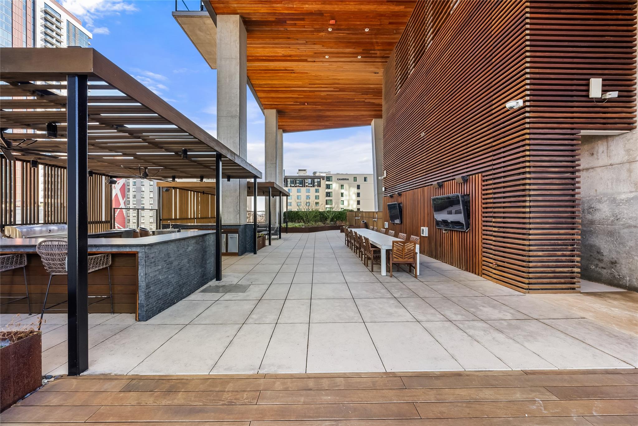 70 Rainey St # 2106, Austin, TX 78701