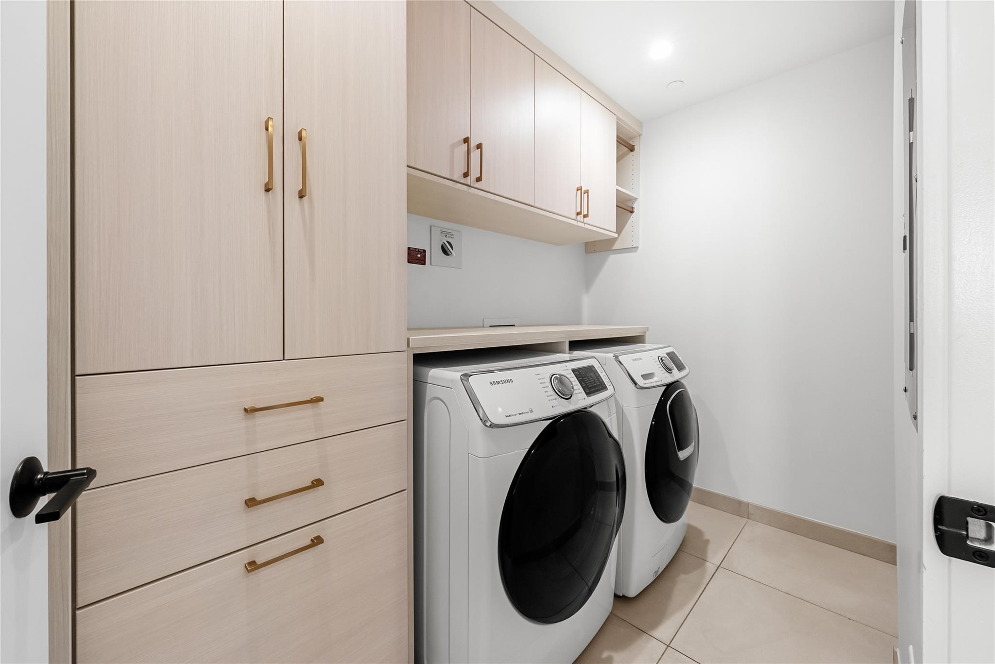 70 Rainey St # 2106, Austin, TX 78701