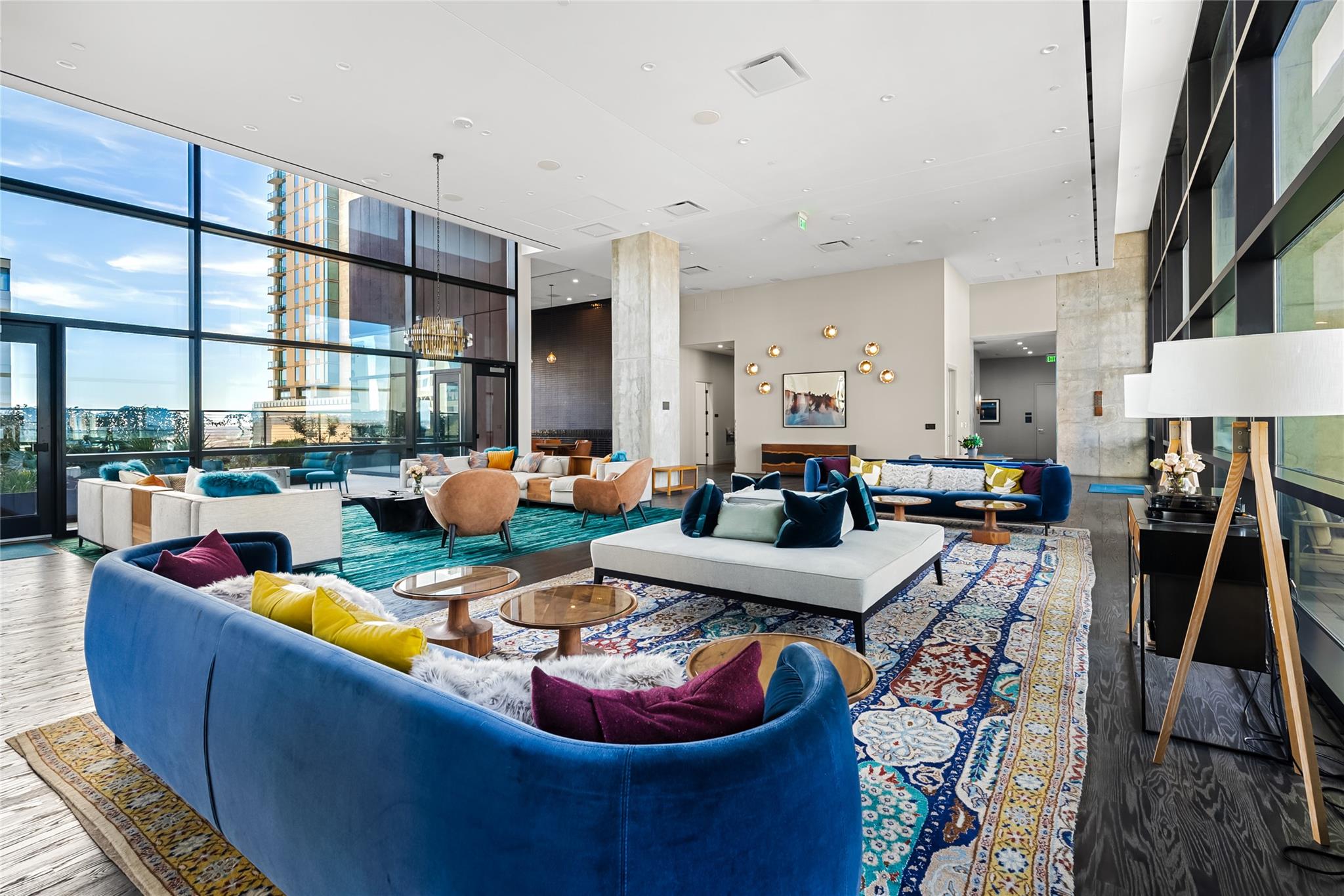 70 Rainey St # 2106, Austin, TX 78701