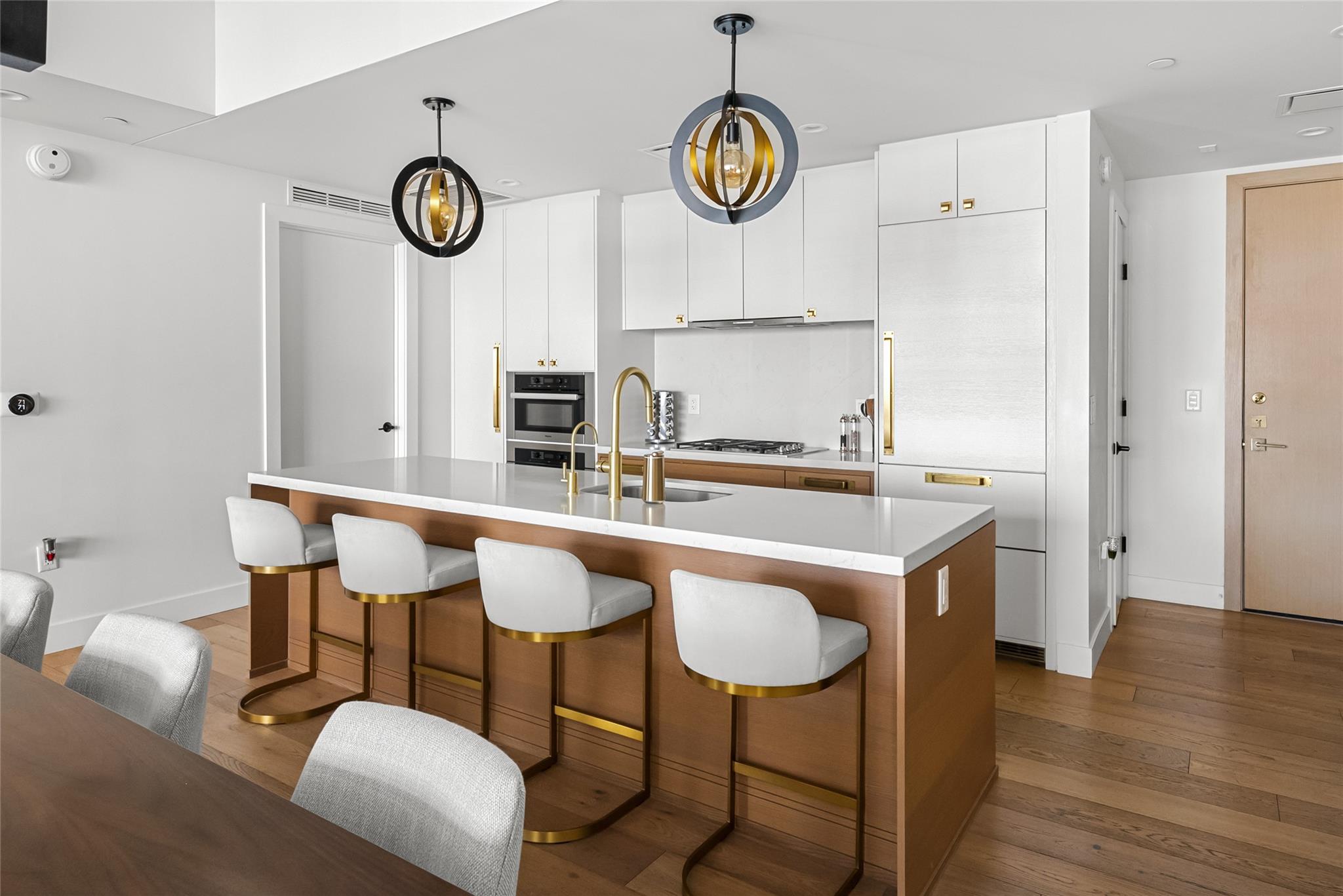 70 Rainey St # 2106, Austin, TX 78701