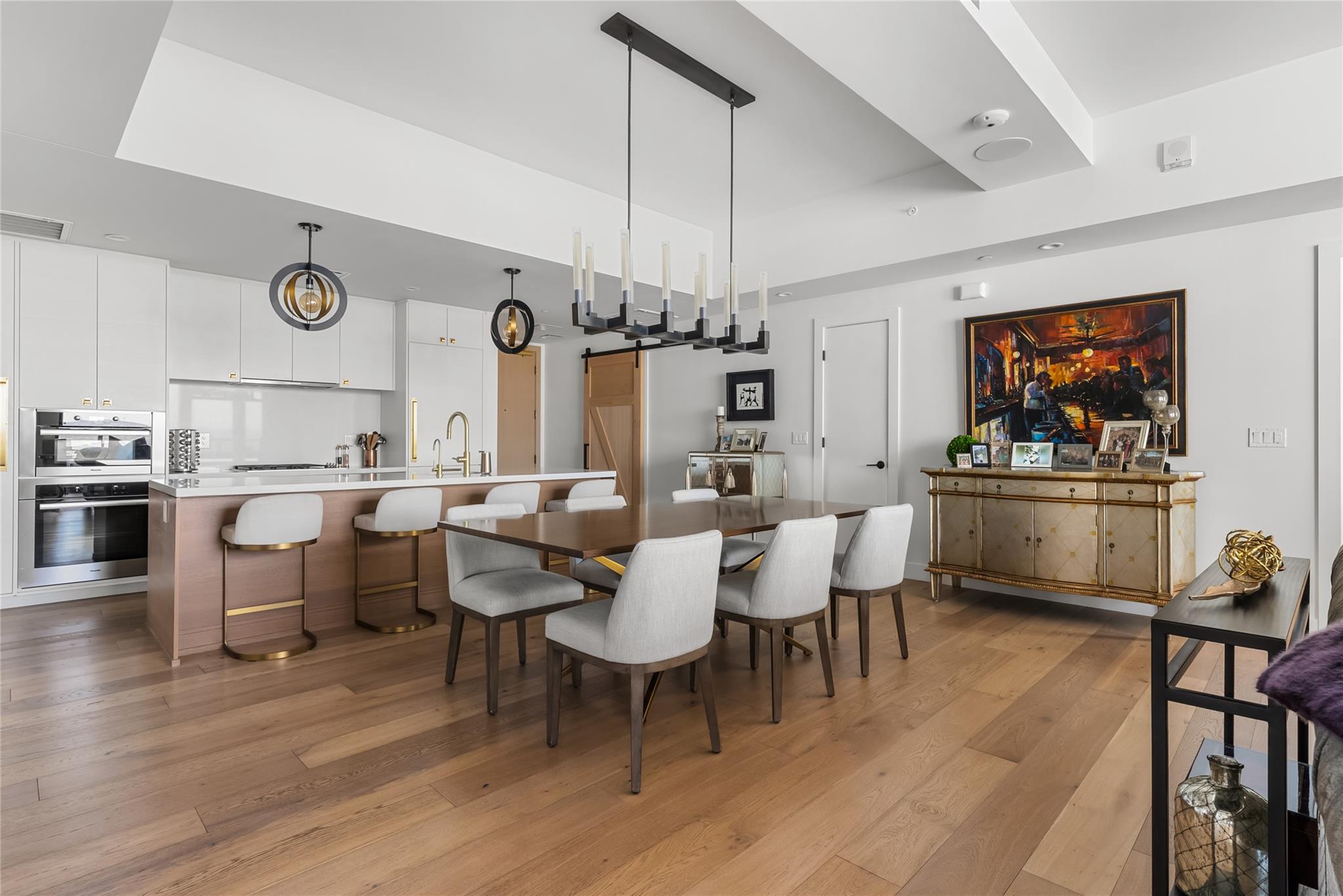 70 Rainey St # 2106, Austin, TX 78701