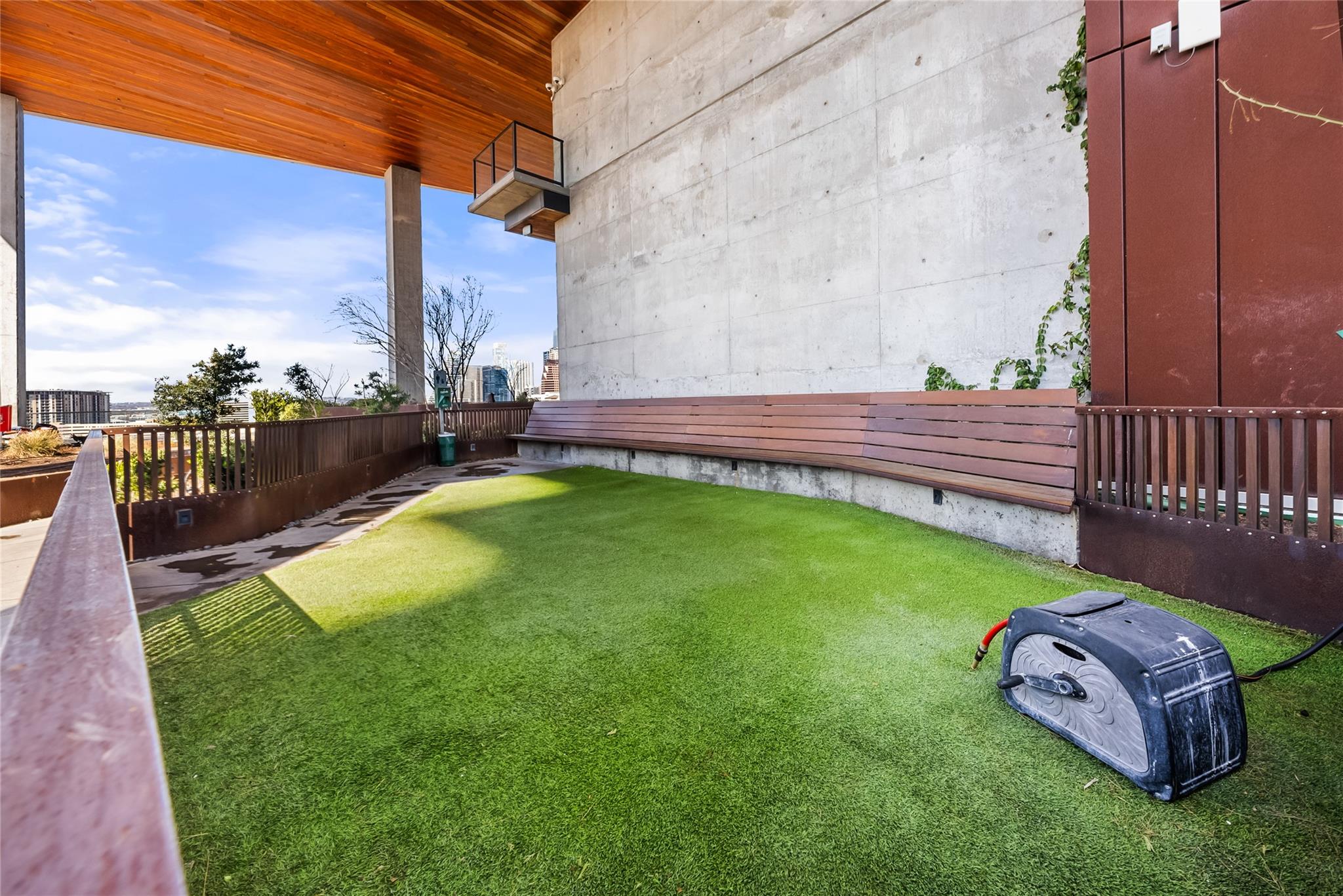 70 Rainey St # 2106, Austin, TX 78701