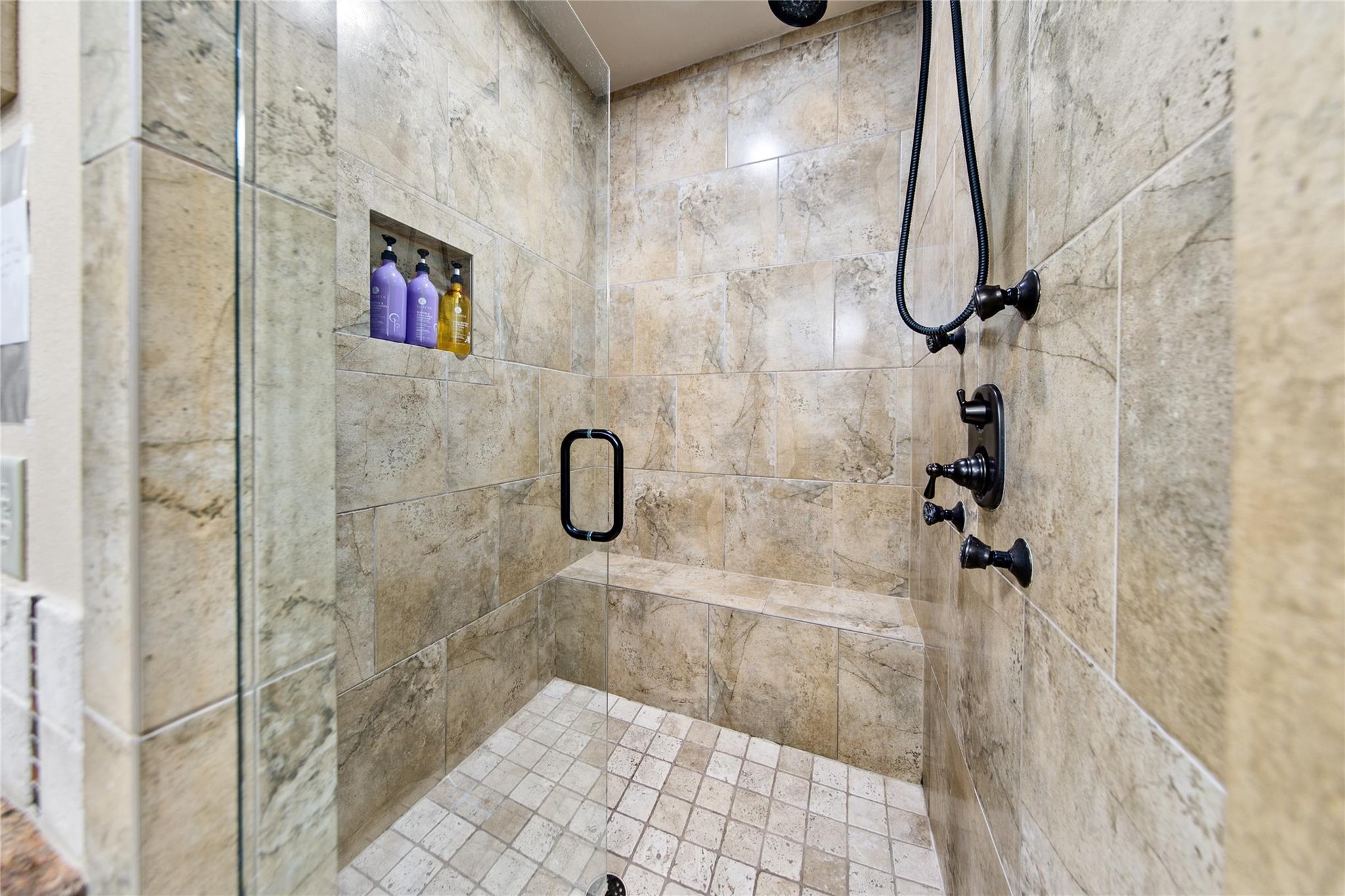 21010 N Ridge St, Lago Vista, TX 78645