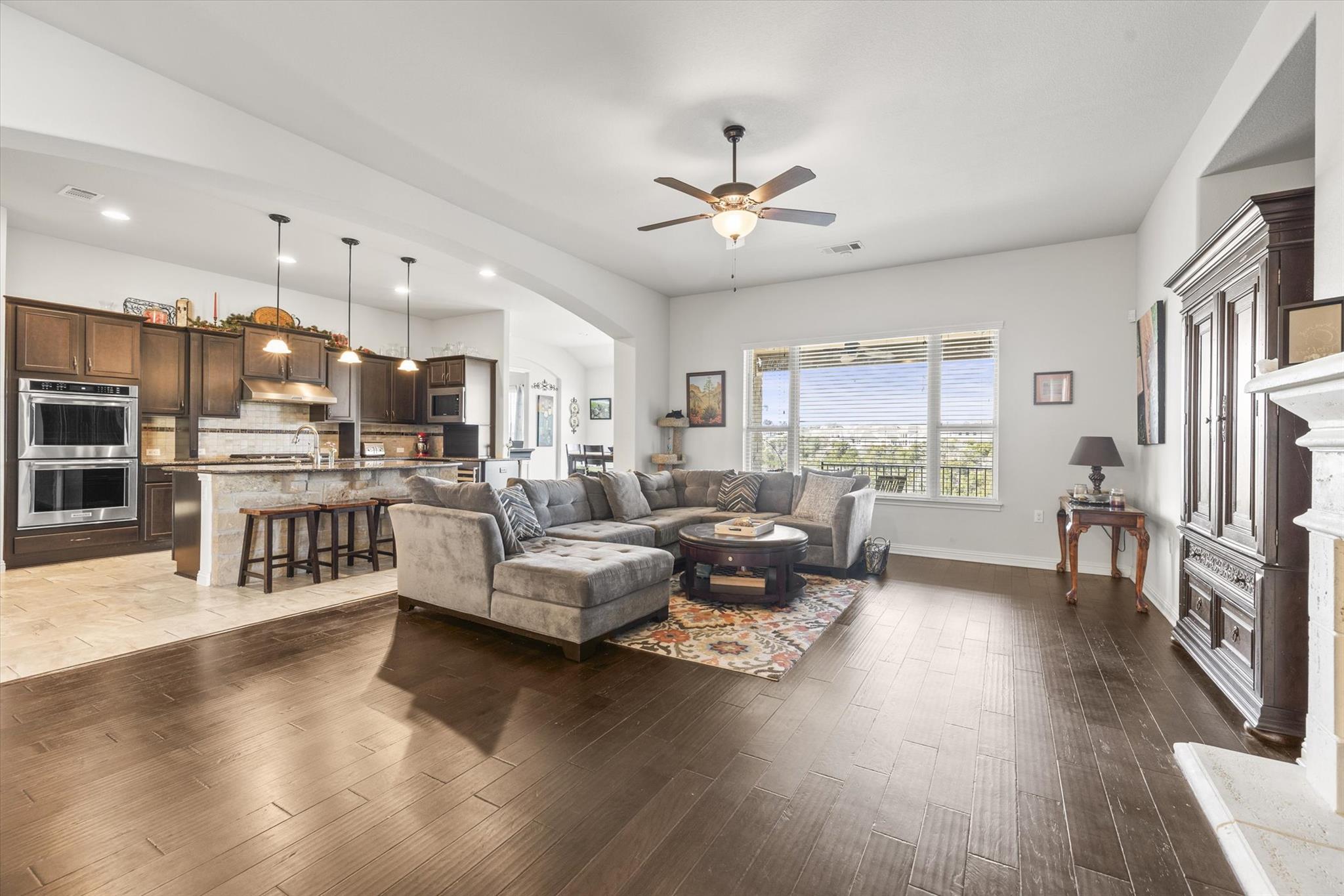 416 Maialina Cv, Lakeway, TX 78738