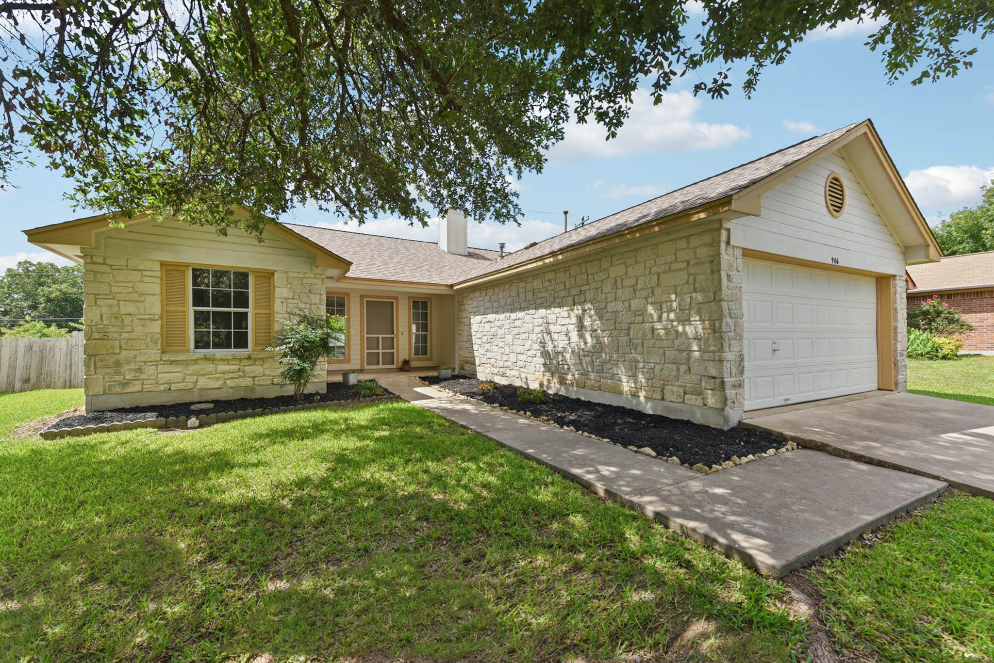 906 Jasmine Trl, Georgetown, TX 78626