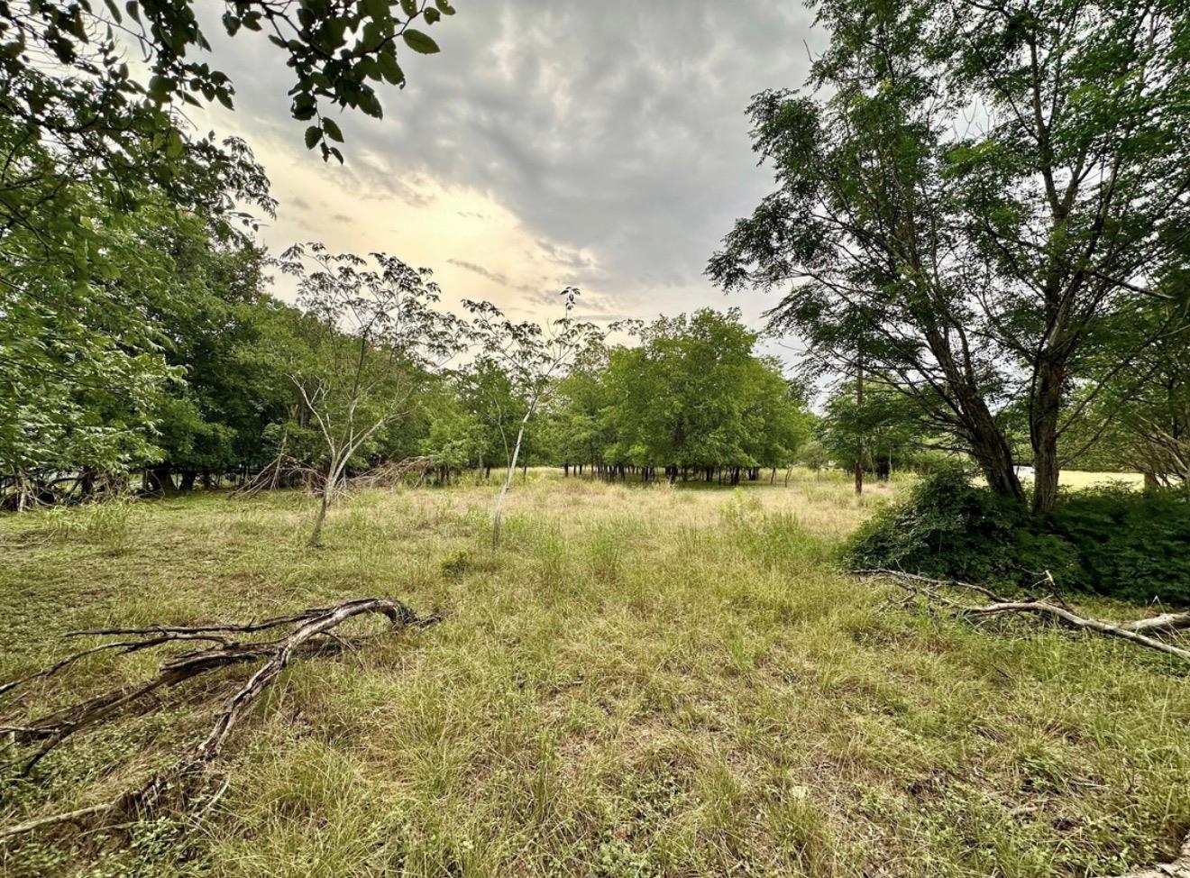 911 Penion Dr, Austin, TX 78748