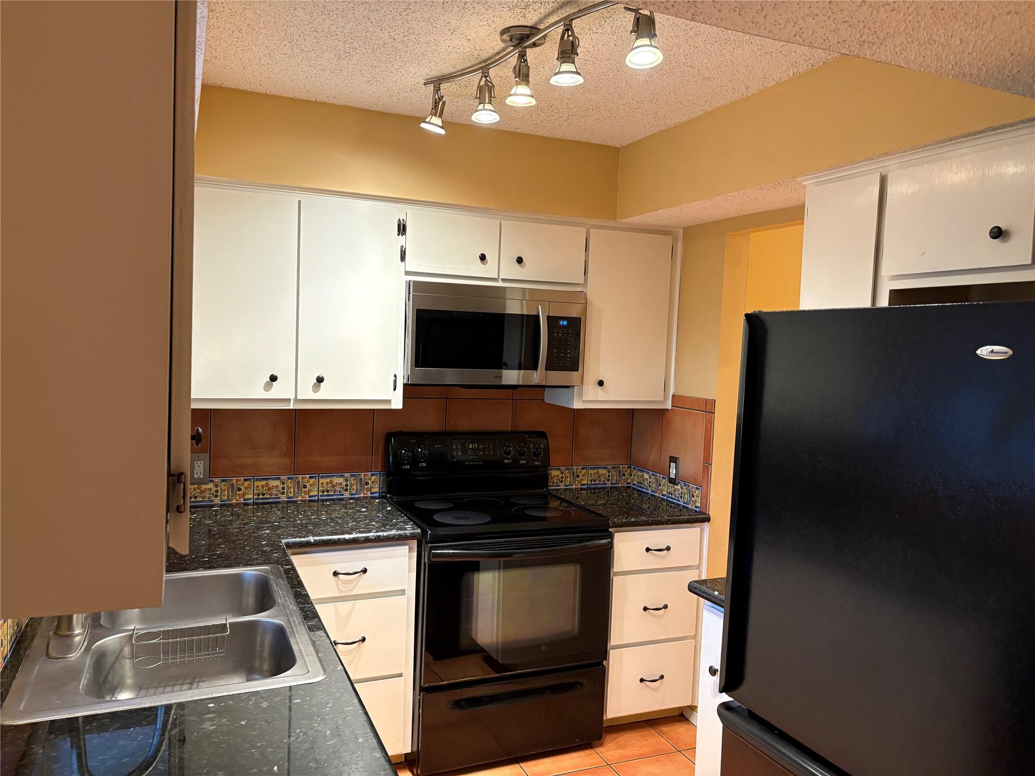 9226 Jollyville Rd # 144, Austin, TX 78759