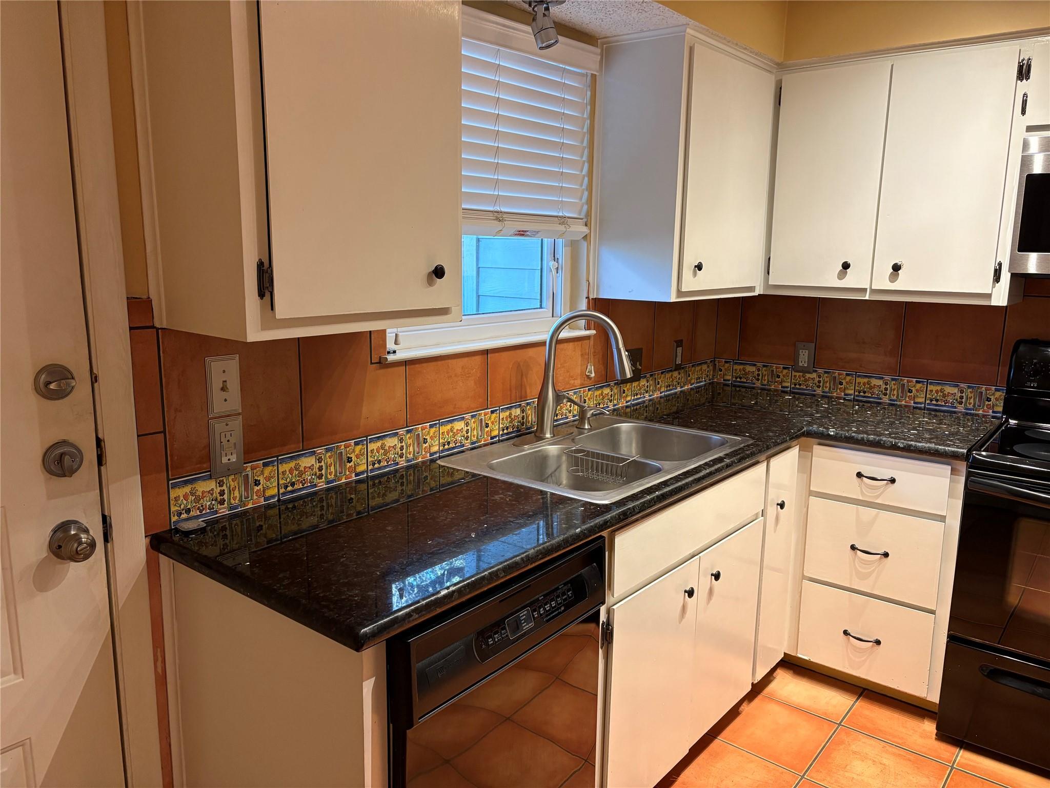 9226 Jollyville Rd # 144, Austin, TX 78759