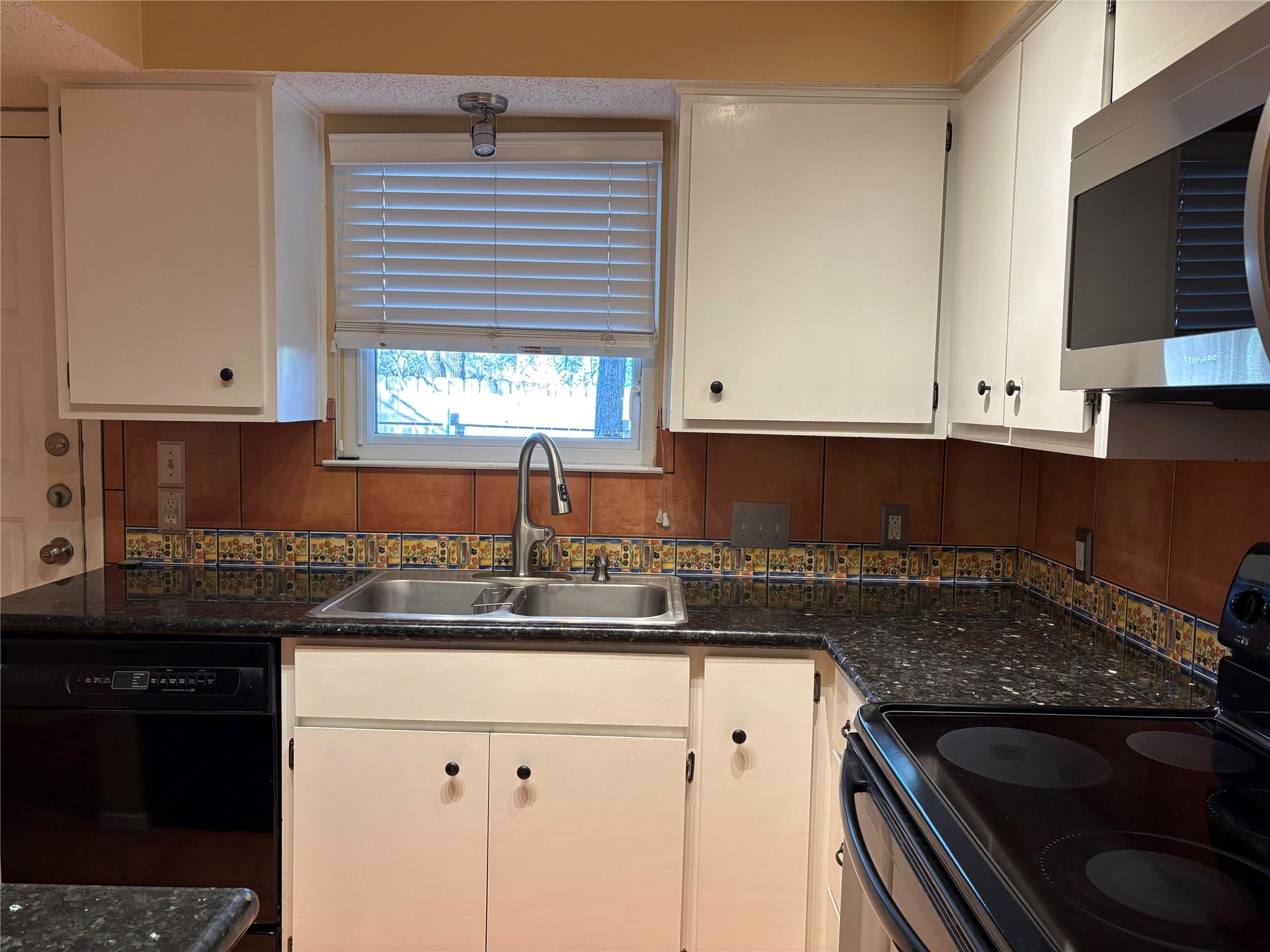 9226 Jollyville Rd # 144, Austin, TX 78759