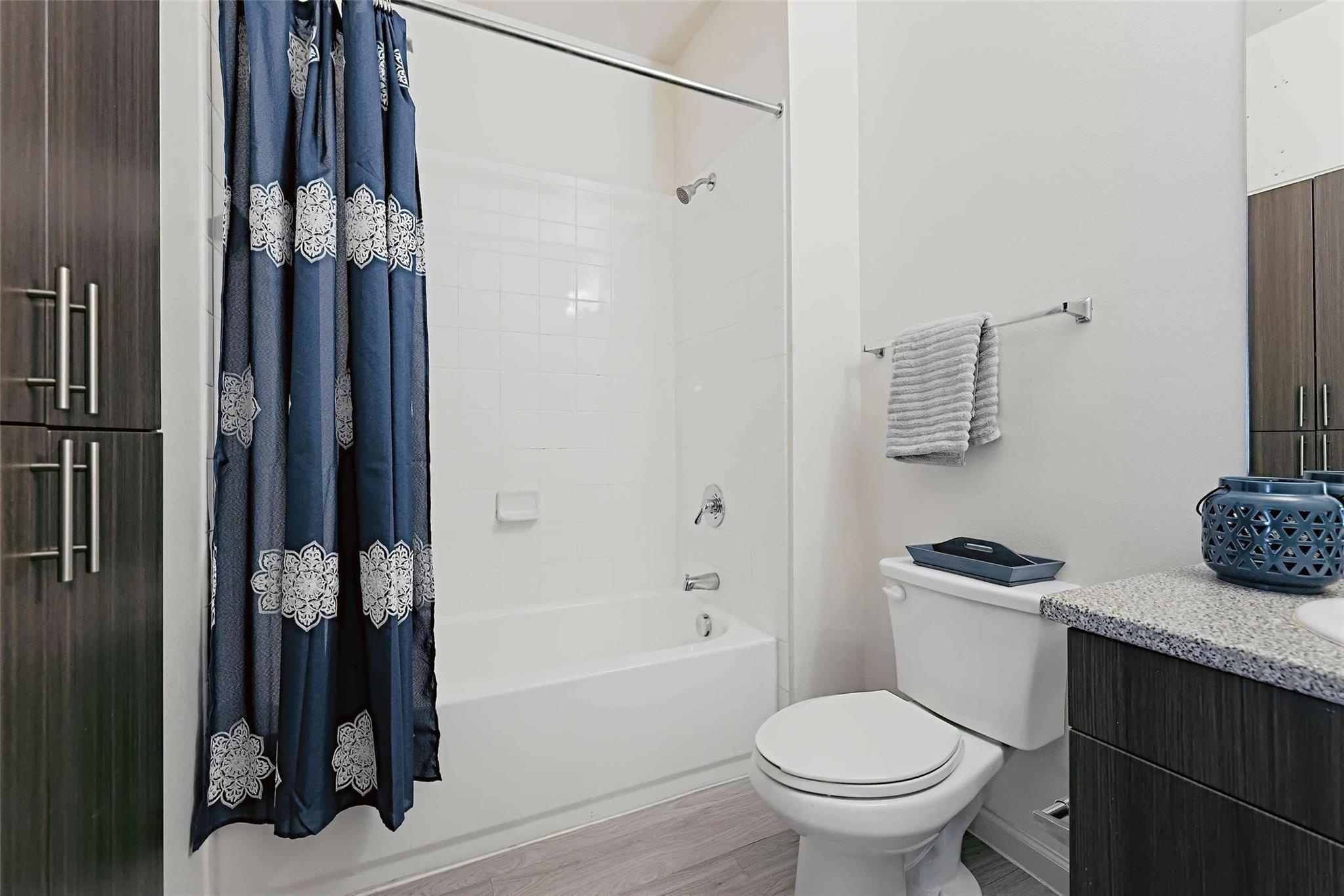 5605 Springdale Rd # 1-1-1211, Austin, TX 78723