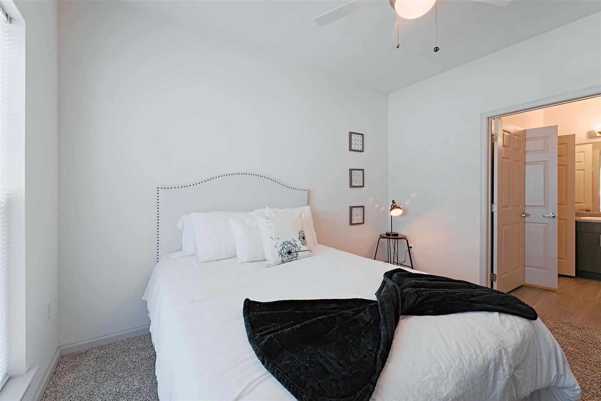 5605 Springdale Rd # 1-1-1211, Austin, TX 78723