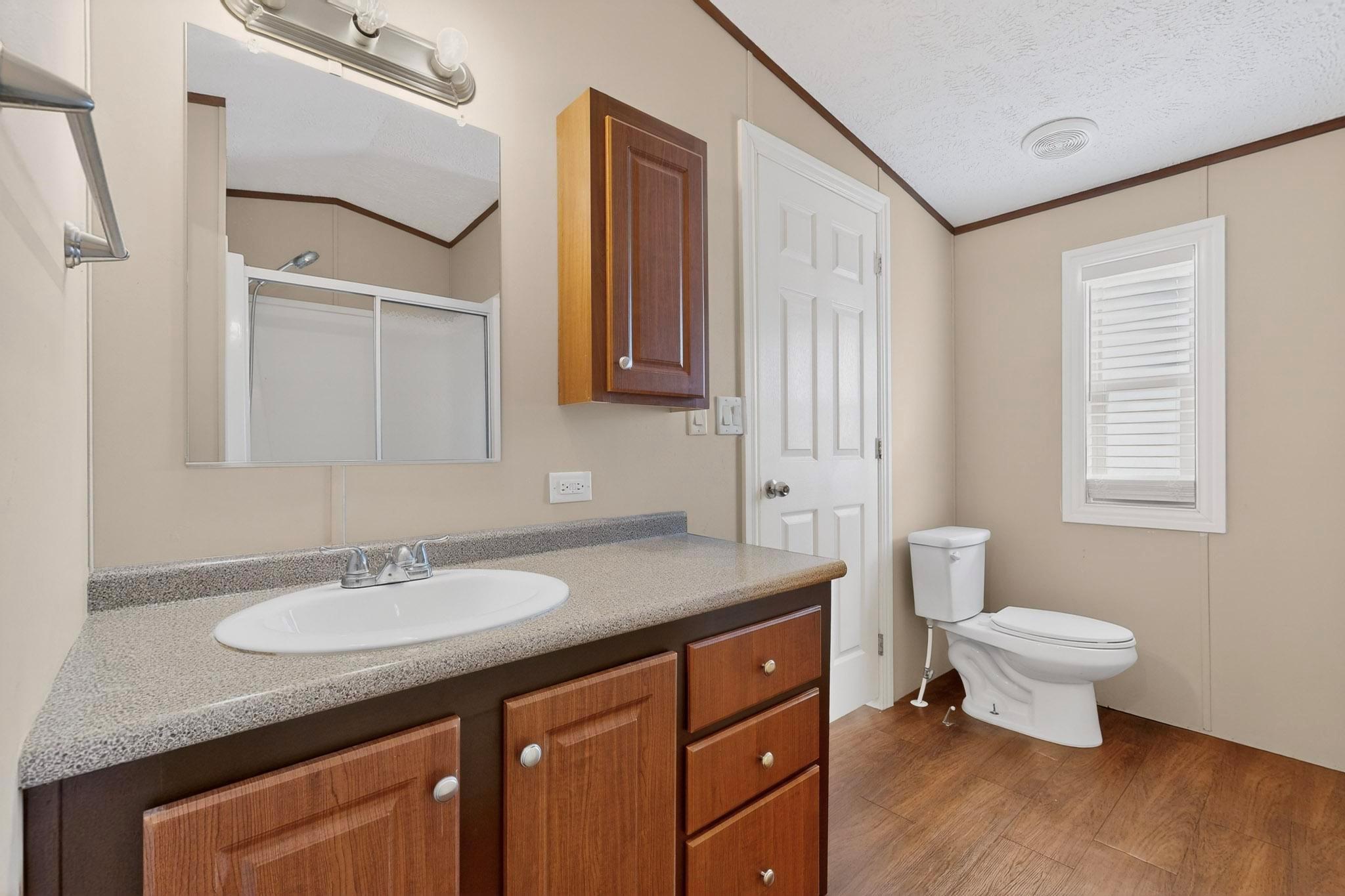 195 Gato Rd, Cedar Creek, TX 78612