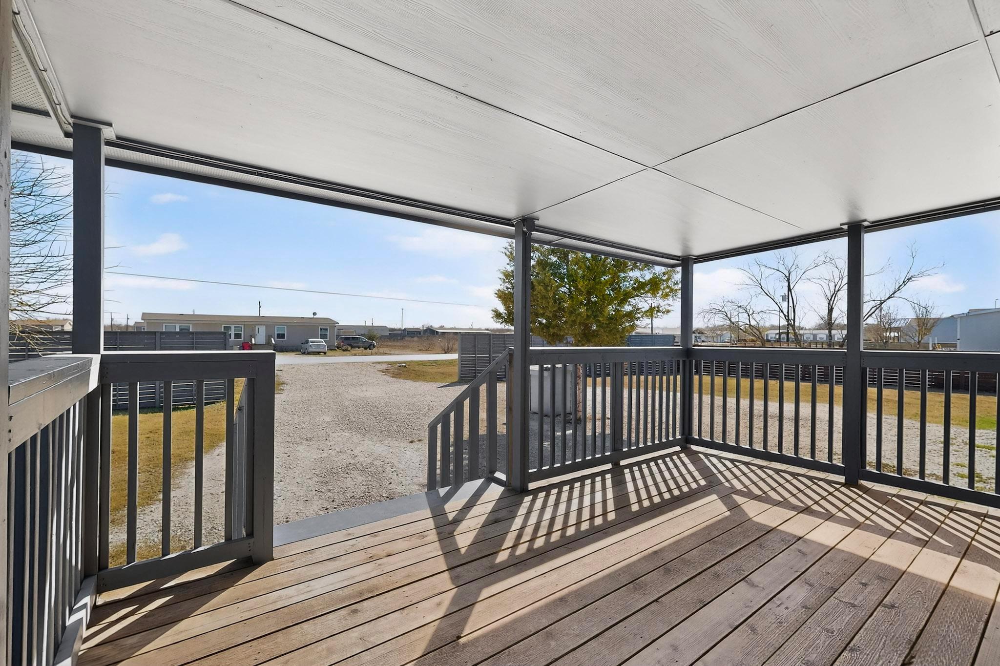 195 Gato Rd, Cedar Creek, TX 78612