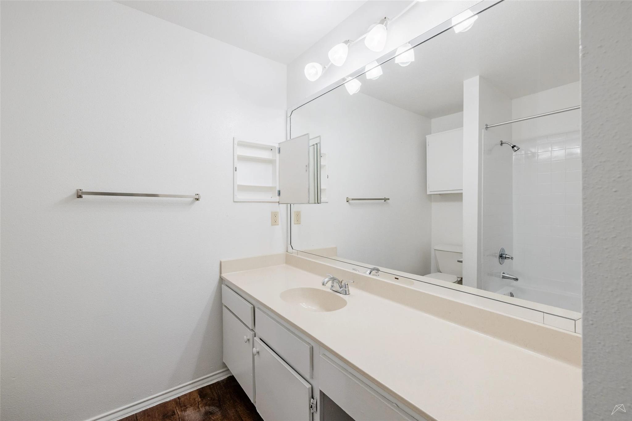 10401 W N Lamar Blvd # C204, Austin, TX 78753