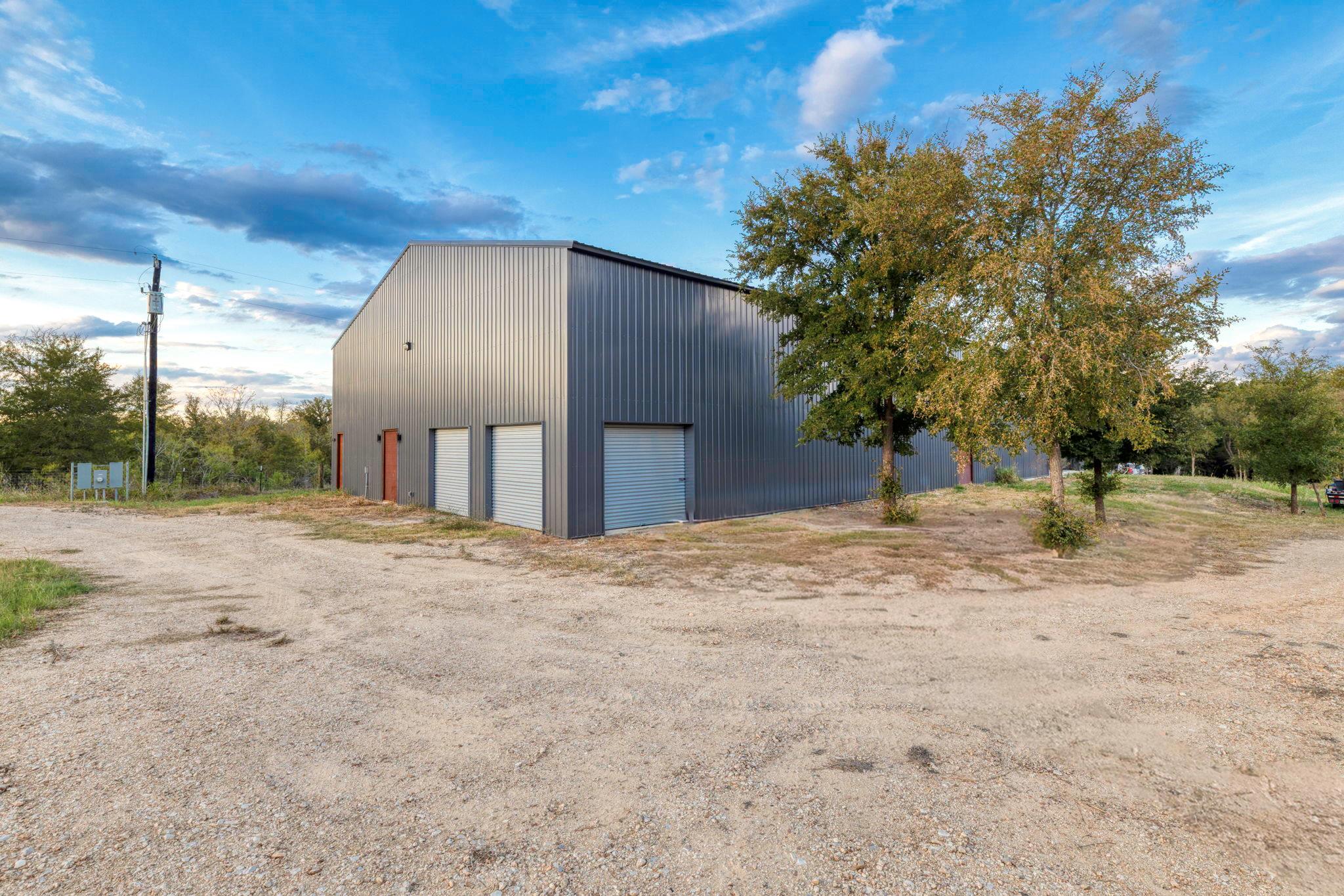 1501 Boggy Creek Rd, Lockhart, TX 78644