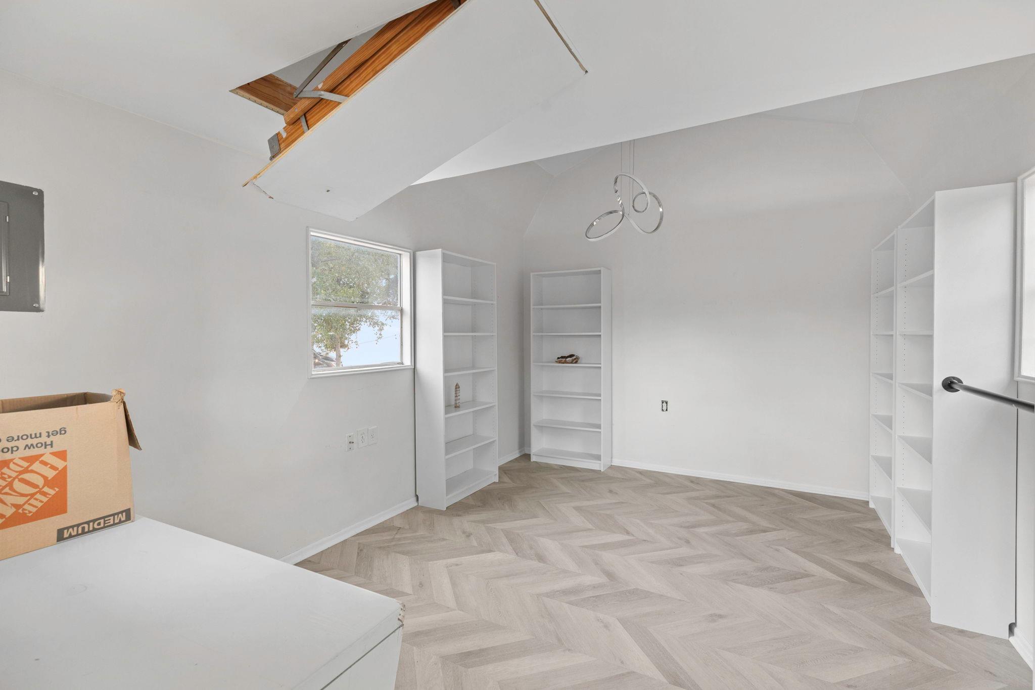 1501 Boggy Creek Rd, Lockhart, TX 78644