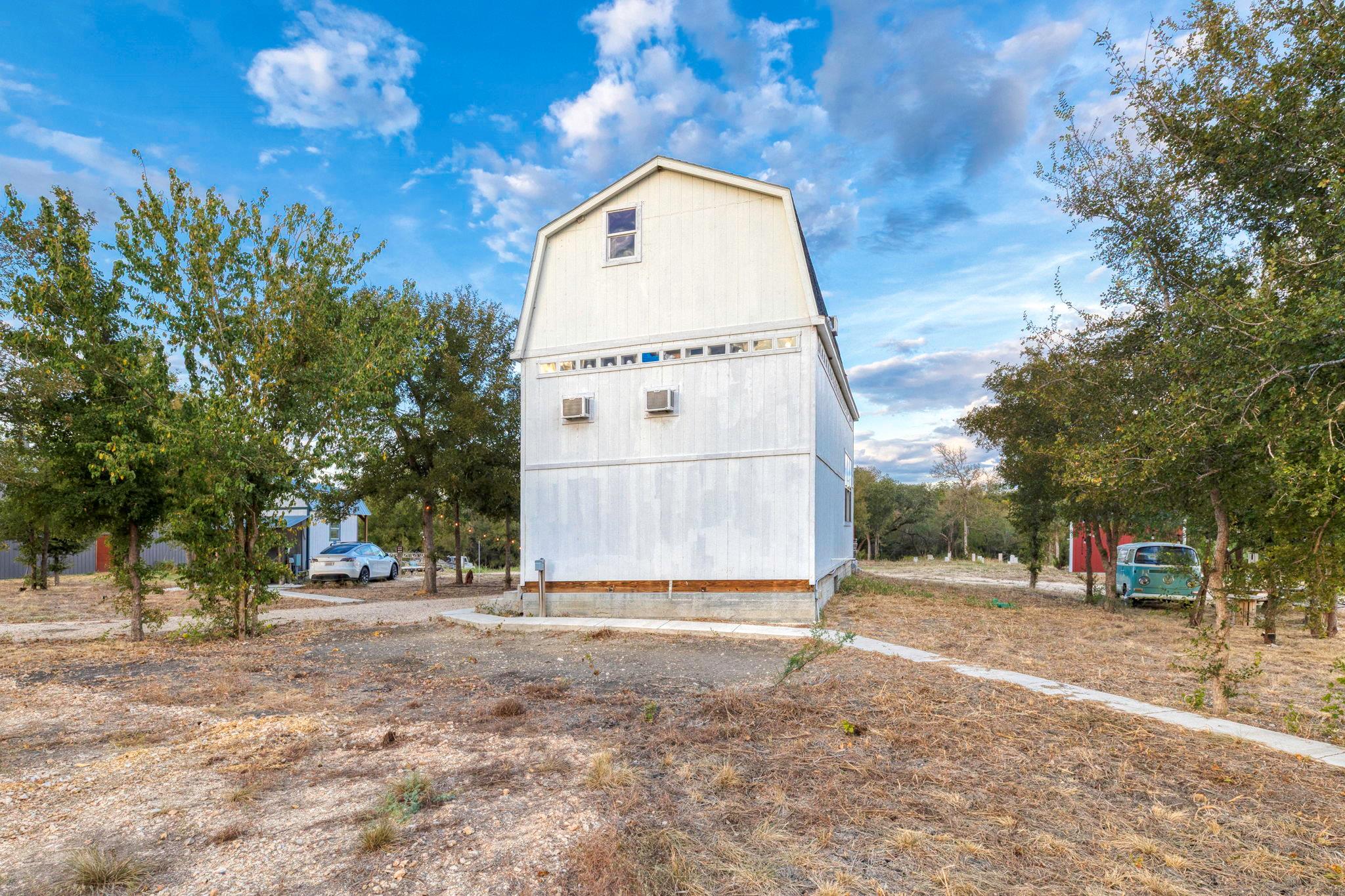 1501 Boggy Creek Rd, Lockhart, TX 78644