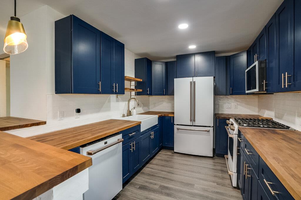 1043 Springdale Rd, Austin, TX 78721