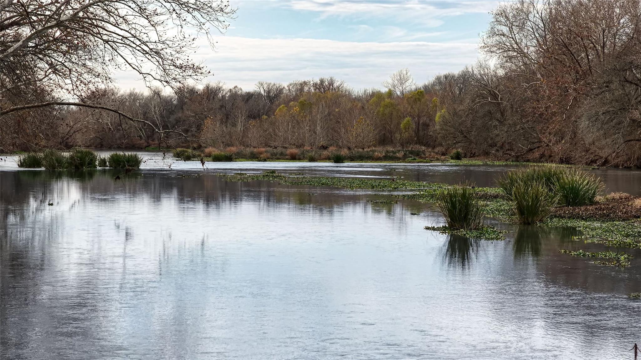 256 Greasy Bend Rd, Smithville, TX 78957