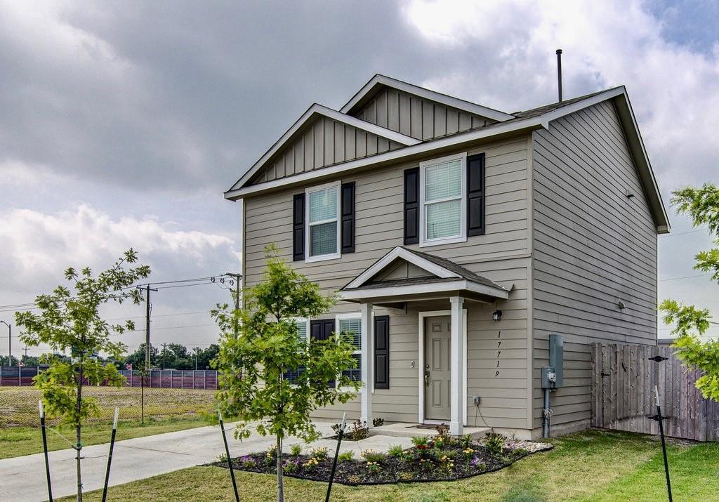 17719 DOCKERY Dr, Elgin, TX 78621