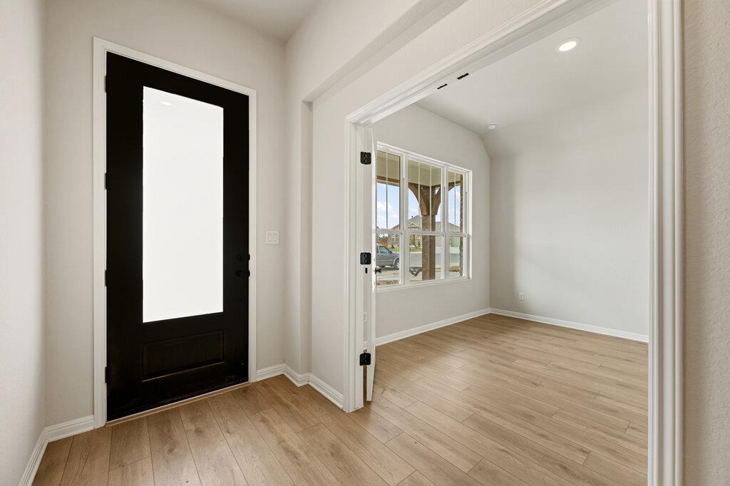 2505 Walking Y Rd, Georgetown, TX 78633