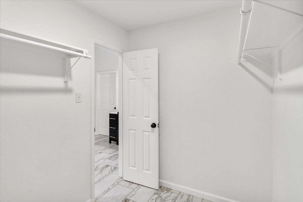 13816 Lake View Dr, Austin, TX 78732